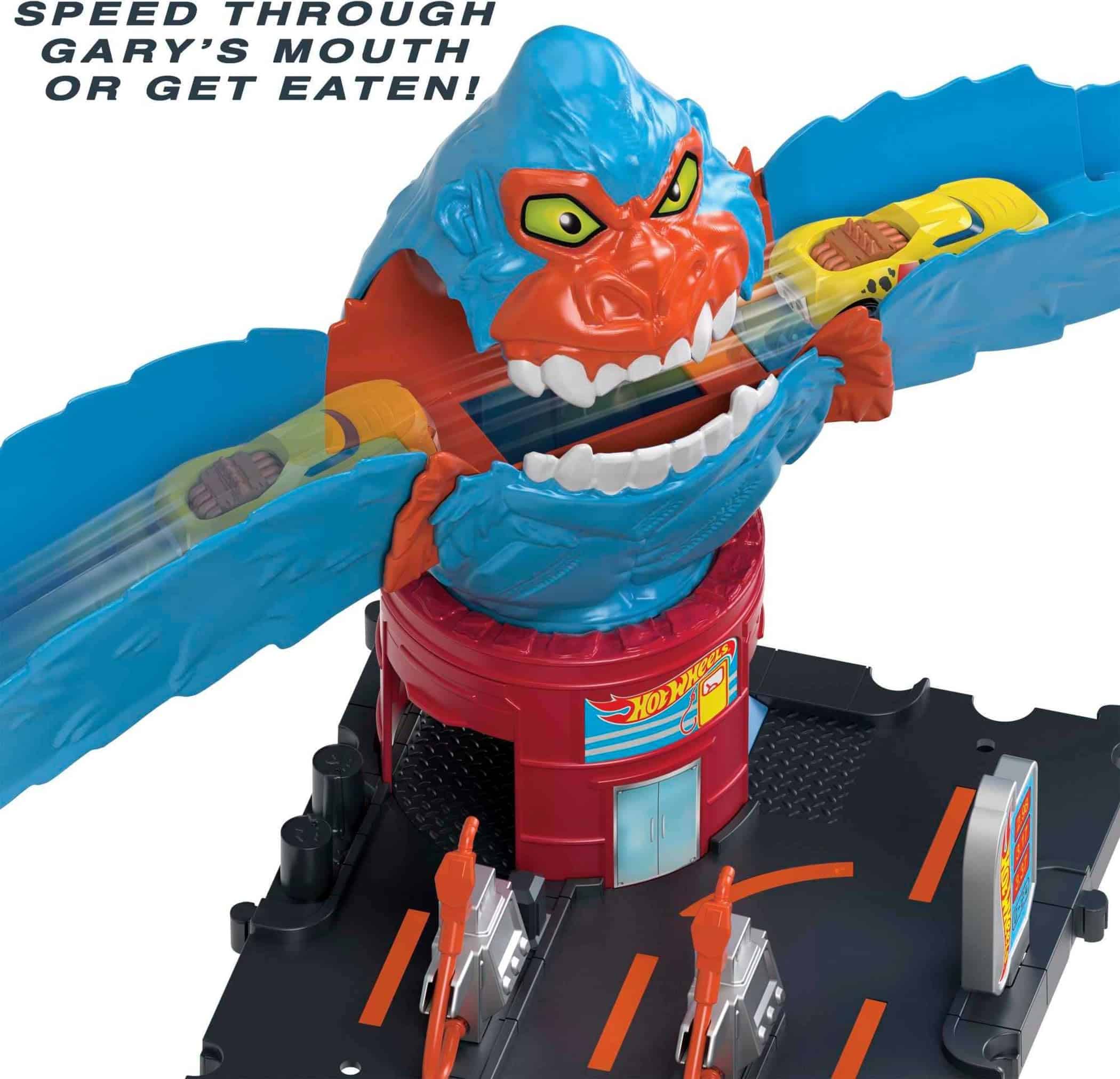 Race through Garys mouth or get eaten in this exciting, playful game adventure!