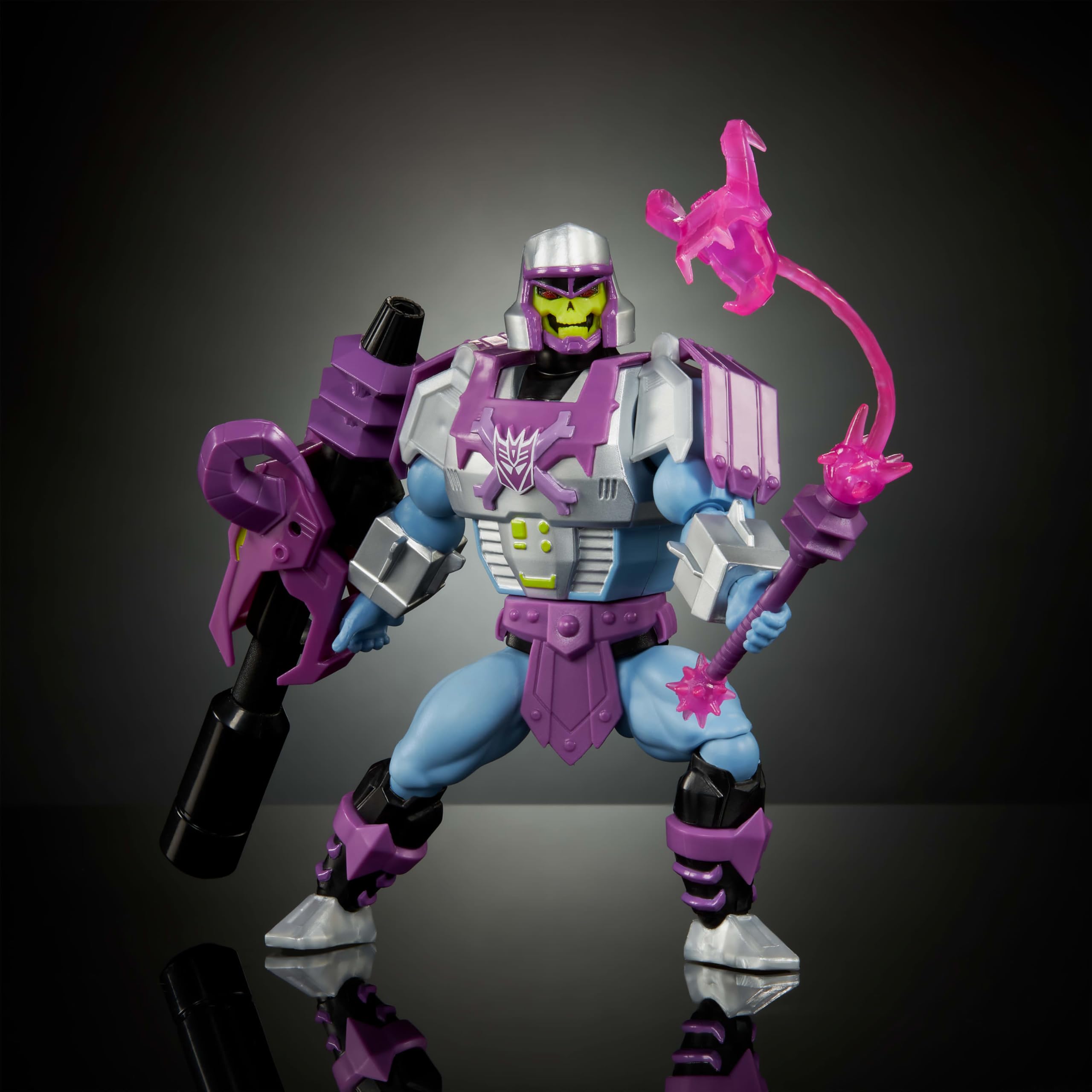 Masters of Universe Origins & Transformers Action Figure, Megatron Armor Skeletor 5.5 Inch Posable Collaboration Toy, Accessories & Mini Comic - Image 3