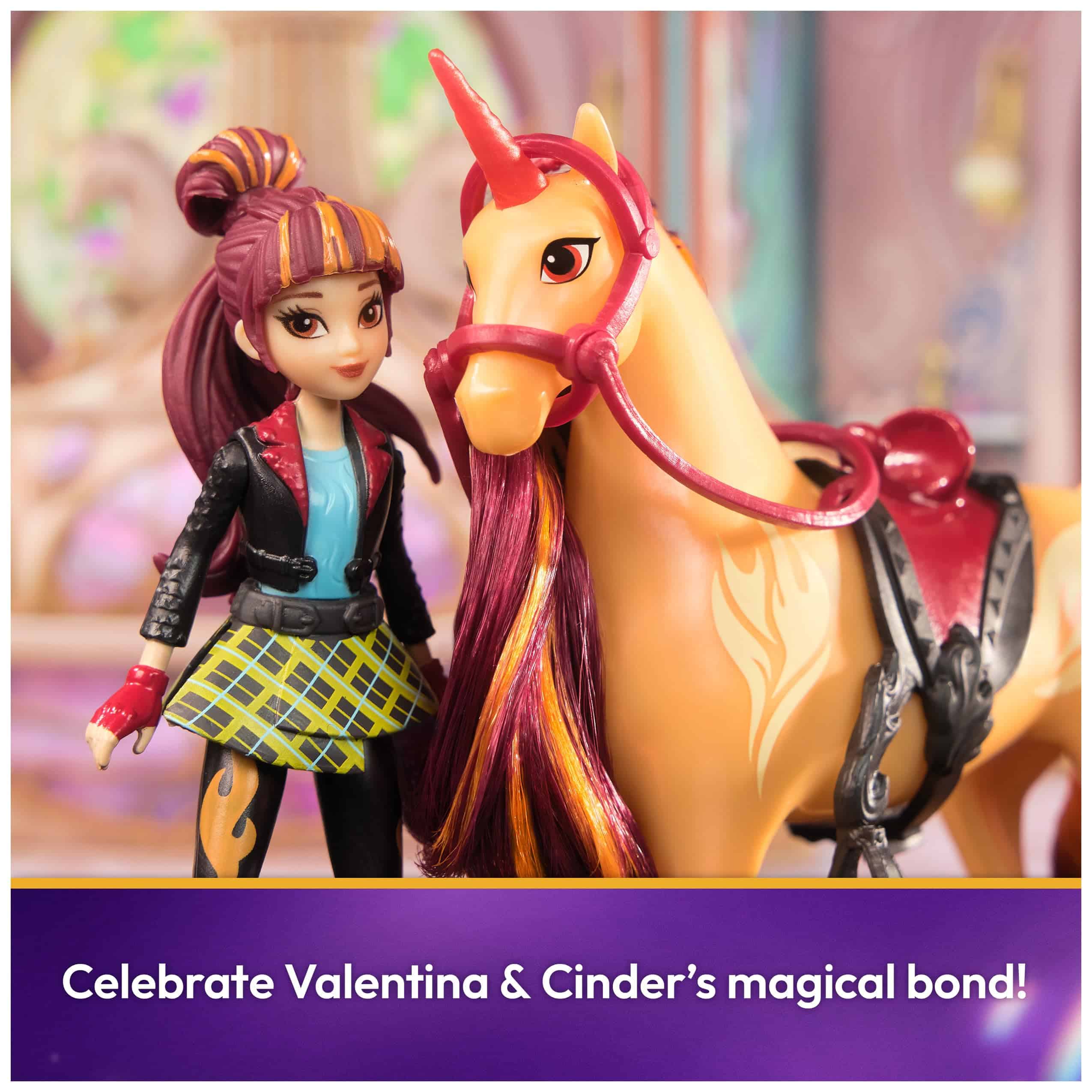 Unicorn Academy, Valentina & Cinder Set with 2 Riding Accessories and Hair Styling Tool, Dolls and Unicorn Toys for Girls Aged 4 and up - Image 4