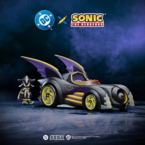DC x Sonic Shadow Batman with 6cm Batmobile Action Figure, Officially Licensed by Jakks Pacific, Interactive Vehicle with Projectile Launch and Rotating Turbine