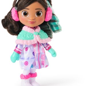 Gabby's Dollhouse: The Movie, Gabby Sweet Caprice, 15.2 cm Doll, Snow Equipment & Candy Themed Accessories, Toys for Boys & Girls from 3 Years Old
